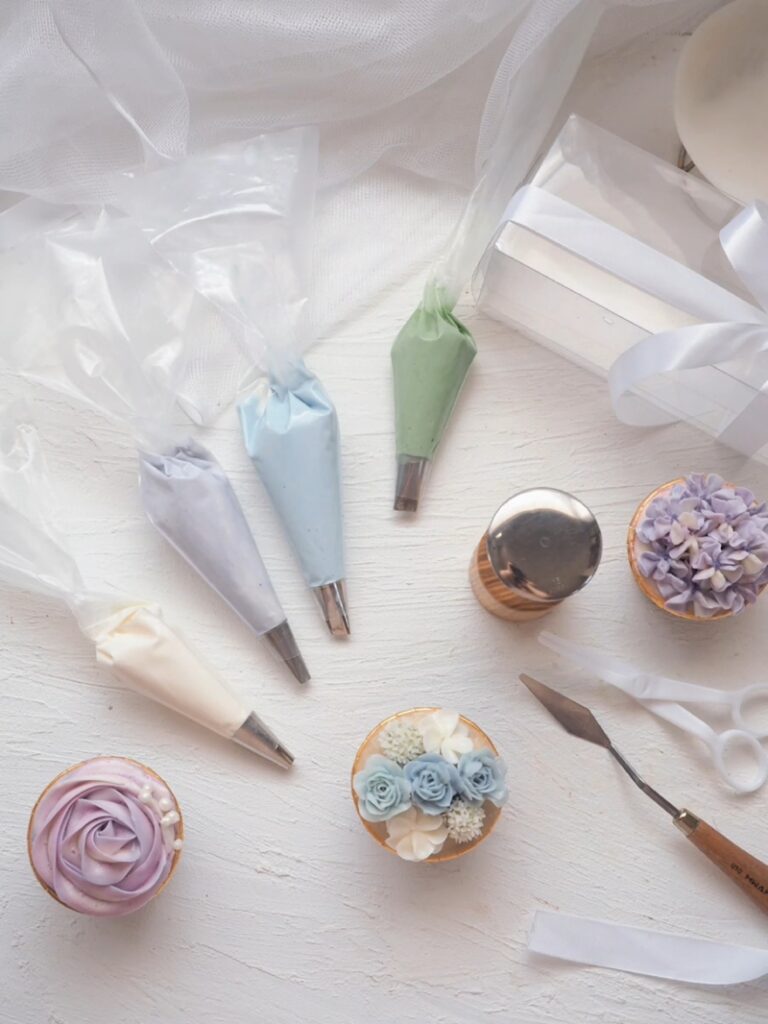 フラワーケーキを作る道具達
